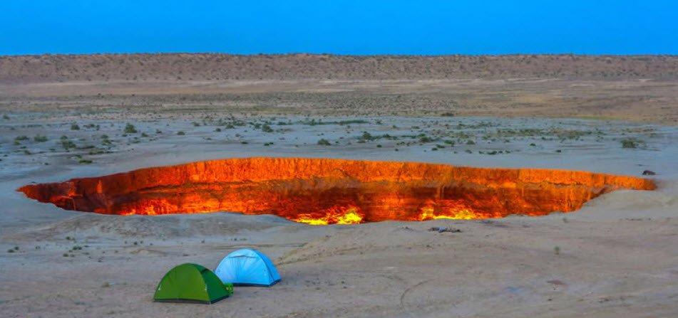 Darvaza Gas Crater (Door to Hell), Karakum Desert, near Darvaza, Turkmenistan
